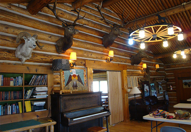 gallery-montana-cowgirl-img11-montana-dude-ranch